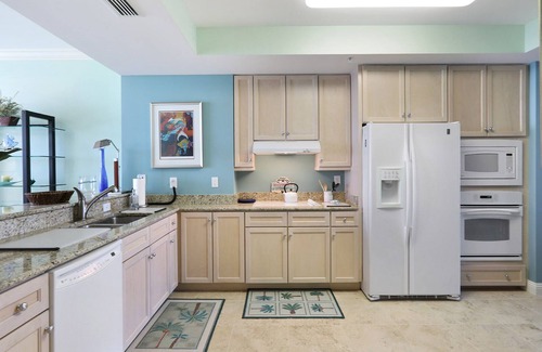 Ono Island Condo | Direct on the Beach, Unforgettable View