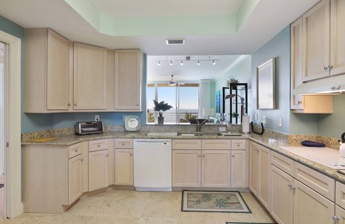 Ono Island Condo | Direct on the Beach, Unforgettable View