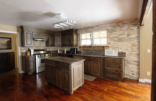 New Braunfels House | Direct River Access, Spacious House, Large Outdoor Deck, 20 Minutes from Gruene