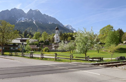 Obergrainau Apartment | Directly behind the Bavarian Zugspitzbahn