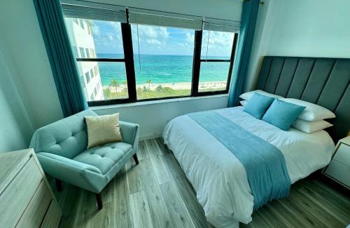 Mid Beach Apartment | Directly on the Beach with Pool & Ocean View