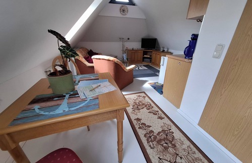 Alt Gaarz Apartment | Directly on the cliffs with beach access, beautiful nature in a quiet location.