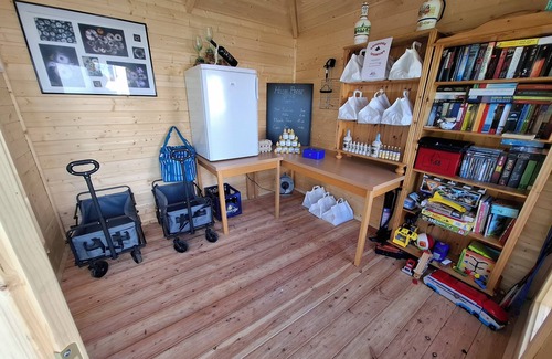 Alt Gaarz Apartment | Directly on the cliffs with beach access, beautiful nature in a quiet location.