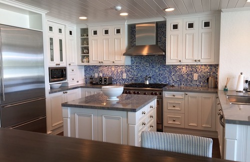 Jupiter House | Directly On The Turquoise Intracoastal - Luxury 5 BR House with boat dock