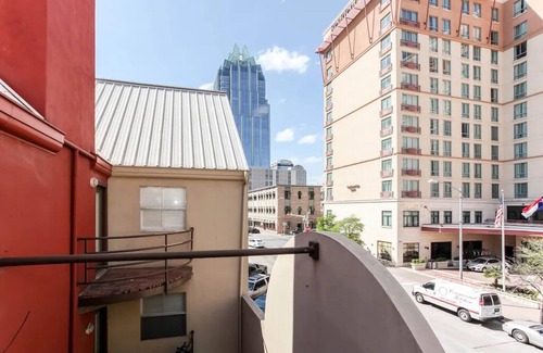 Waller Creek District Condo | Director’s Suite 4 Bedrooms