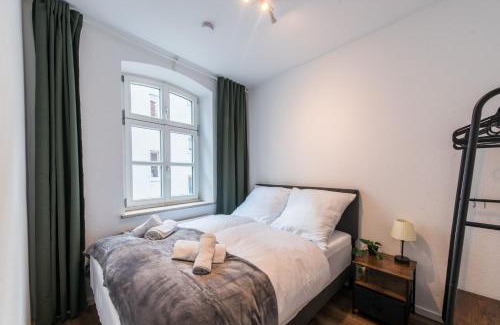 Innenstadt - Sankt Ulrich-Dom Apartment | Direkt am Königsplatz l Für 8 Personen l Beamer l Foosball