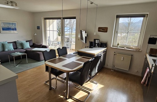 Harrislee Apartment | Direkt am Strand- Schöne Ferienwohnung für bis zu 4 Personen