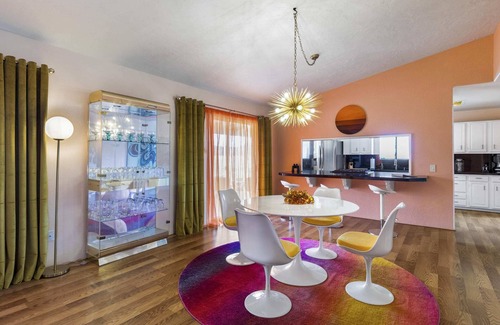 Yucca Valley House | Disco House: The 70s Experience