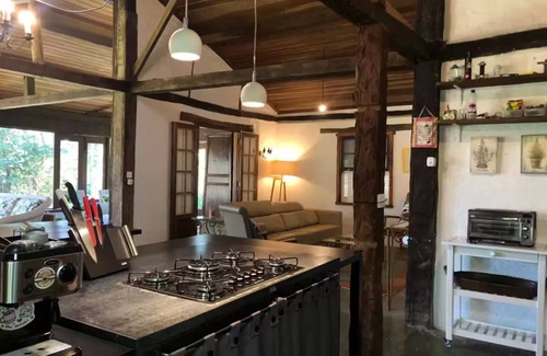 Ibiuna House | Disconnect. Reconnect. Welcome to CASA5.