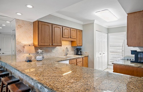Miramar Beach Condo | Discounted August & 🇺🇸Labor Day Rates! Private Beach + Free Daily Beach Setup