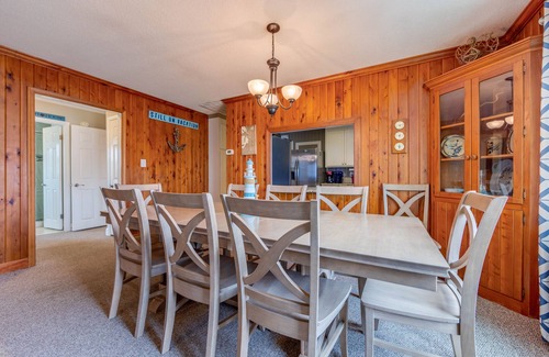 Kill Devil Hills Cottage | Discounted June&July rates in the Heart of KDH! Pool, pond and beach just 200ft