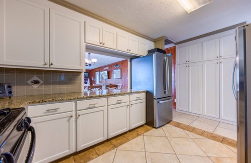 Kill Devil Hills Cottage | Discounted June&July rates in the Heart of KDH! Pool, pond and beach just 200ft