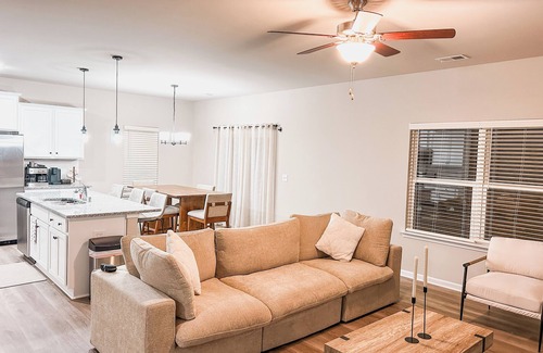 Charlotte House | [Discounted Monthly Rentals] 3BR, 2.5 BTH Retreat w/Fireplace