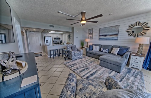 Long Beach Condo | Discounted Rates! Free Beach Chair Service! Tower 4-1202 Long Beach Resort