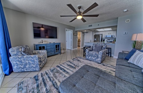 Long Beach Condo | Discounted Rates! Free Beach Chair Service! Tower 4-1202 Long Beach Resort