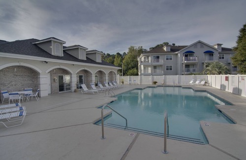 Sunset Beach Condo | Discounts available/Last minute/Quick Getaways. Inquire NOW & SAVE Money