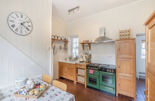 Waren Mill Cottage | Discover coastal tranquility in Millhouse Cottage on Budle Bay.
