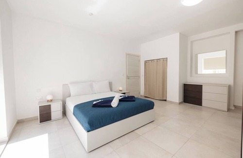 Qawra Apartment | Discover contemporary luxury in the heart of San Paul’s Bay