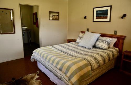 Gladstone Cabin | Discover Dingleburn