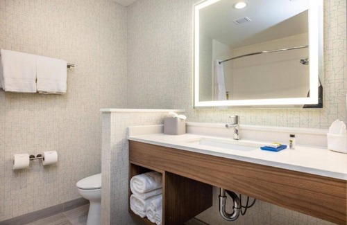 South San Jose House | Discover Downtown San Jose at our New Rooms !