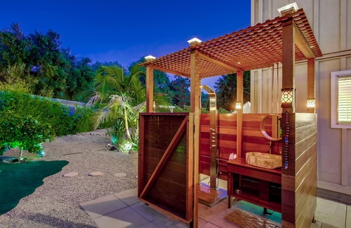 Vista House | Discover fun at LEGOLAND® California, stay comfortably with outdoor living