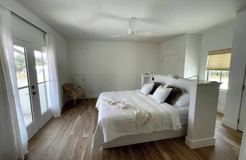Arp House | Discover luxury in every detail at this getaway