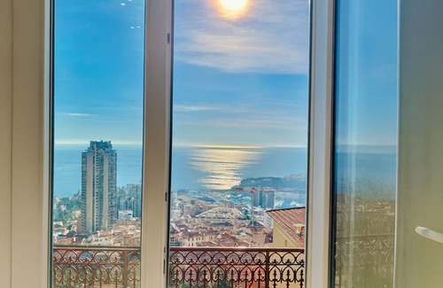 Beausoleil Apartment | Discover our fully furnished 35m2 two-room apartment, equipped with a washing machine