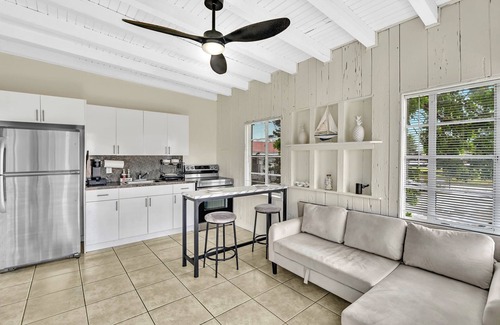 Northeast Miami Villa | Discover Our Riverfront One-Bedroom Getaway Ideal for Couples or Solo Travelers