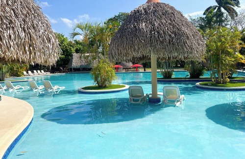Playa Coronado Apartment | Discover Coronado's Best Area with Pool