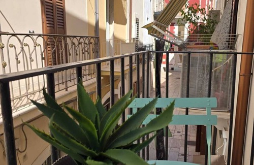 Mola di Bari House | "Discover Puglia - Your vacation home for sun & soul" 4 min. from the sea