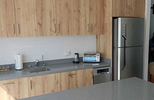 Manta Apartment | Discover serenity in our oceanfront 2-bed apartment in Manta, Ecuador.