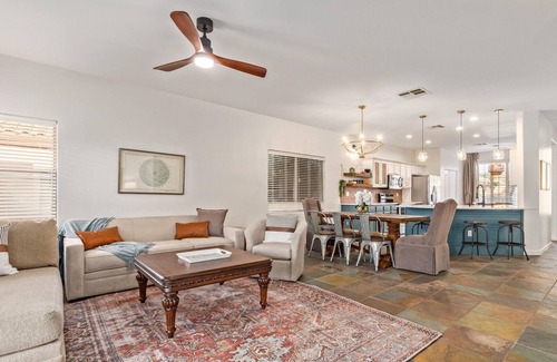 Cooper Commons House | Discover the perfect retreat in - private hot tub and pool