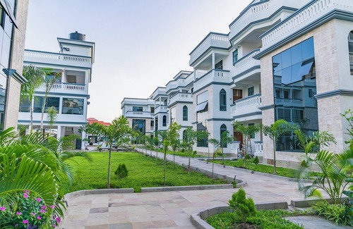Central Business District Villa | Discover your perfect getaway at Leshani Luxury Villas, where luxury awaits.