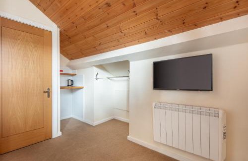 West Cliff House | Discovery Loft
