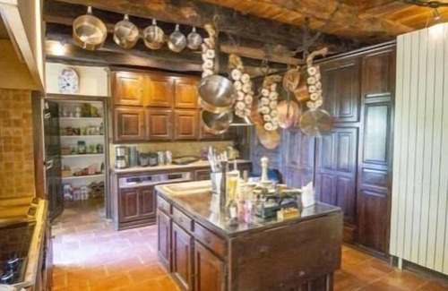 Sarlat-la-Caneda House | Discreet manor house for 13 guests (tennis/pool/cinema lounge/35-hour service)