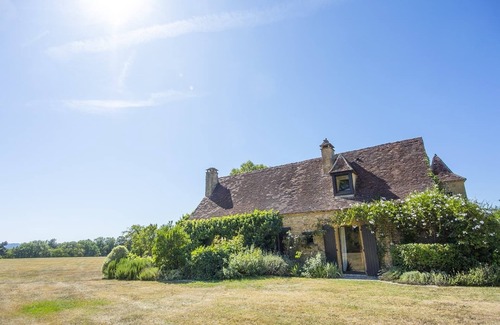 Sarlat-la-Caneda House | Discreet manor house for 13 guests (tennis/pool/cinema lounge/35-hour service)