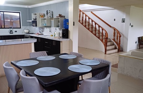 Puerto Baquerizo Moreno House | !Disfruta de comodidad mientras conoces la maravillosa isla de San Cristóbal
