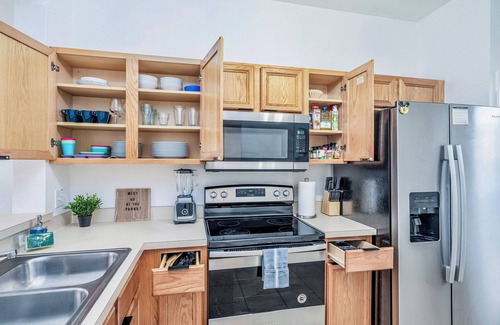 Wellington Villa | Disney Area 4-bedroom Magical Villa! Resort Home! Free Parking! Waterpark! Pool!