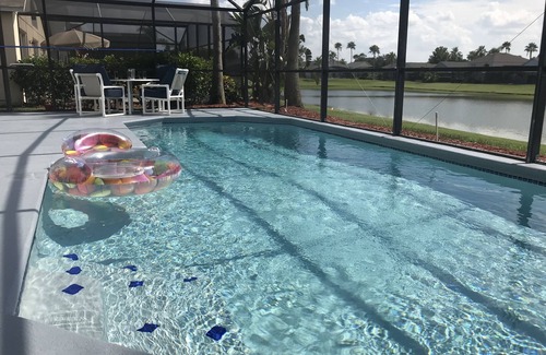 Lake Berkley Villa | Disney at 15 min - lake view villa - private pool - gated Lake Berkley Resort