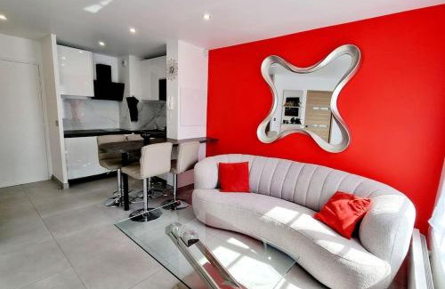 Serris Apartment | Disney Luxury Studio