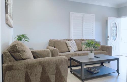 Garden Grove House | Disneyland & LittleSaigon