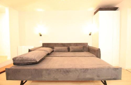 Arcueil Apartment | Disponible - Appartement Entier Rénové - Canapé Lit Emma - RERB, 5mn Paris - 2 pers - Parking Rue Gratuit - Tout équipé - 1er étage - 3