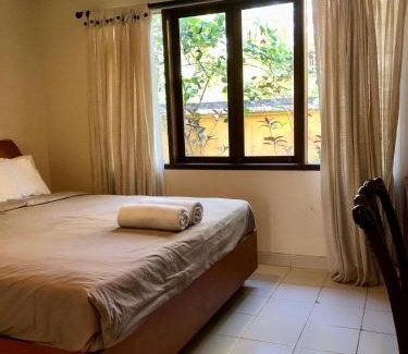 Sumberklampok House | Disthi Pearl Center Guesthouse