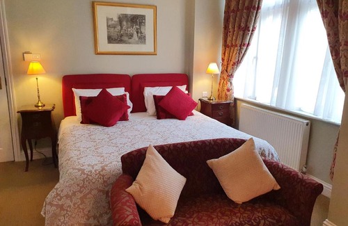 Long Ditton House | Ditton Lodge