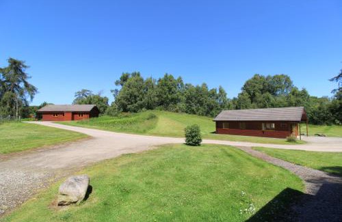 Glen Urquhart Ski Chalet | Divach Lodge at Lochletter Lodges