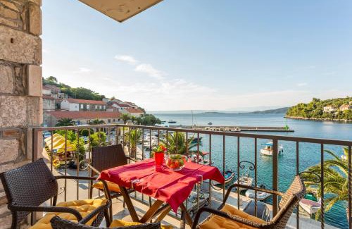 Racisce Apartment | Divna Apartments and Rooms