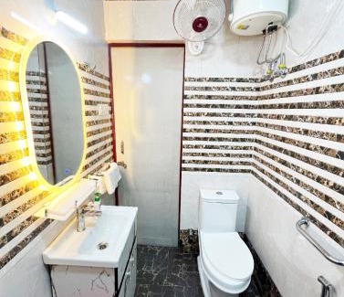 Delhi House | Divya Anubhuti Pravas