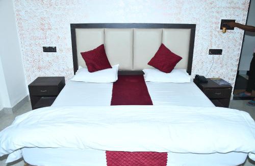 Achrol Hotel | Divya Hotel and Restaurant