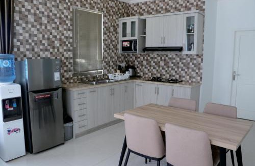 Cipanas Villa | Diyar Villas Puncak F4/8