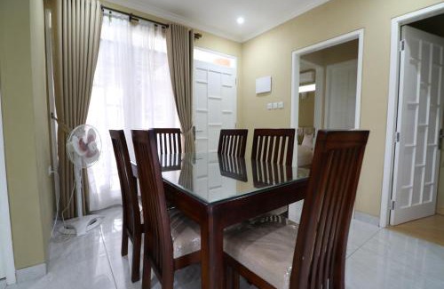 Cipanas Villa | Diyar Villas Puncak M6/12